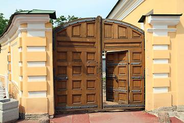 Image showing old wooden gate