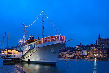 Image showing Boat in harbor