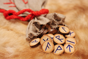 Image showing Runes with pouch