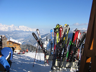 Image showing Skiing in a nice day