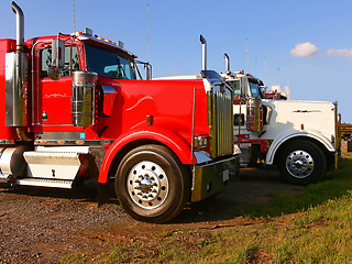 Image showing Tractor trailer 