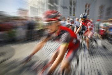 Image showing Speedy cycling start 