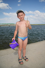 Image showing Boy with pipefish