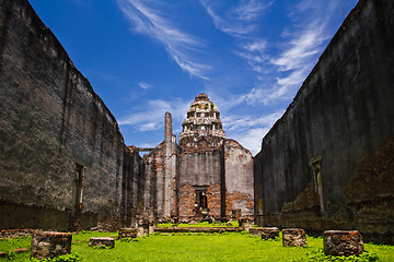 Image showing Wat Phasrirattanamahathat in Lopburi of Thailand