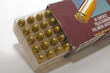 Image showing Open box of 9 mm pistol cartridges