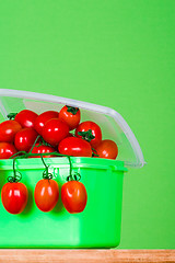 Image showing container with fresh tomatoes