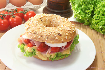 Image showing Bagel with ham and egg