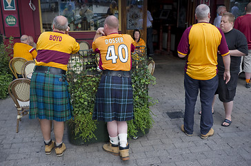 Image showing Motherwell fans on pub