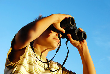 Image showing Boy with binoculars