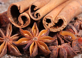 Image showing Star anise and cinnamon sticks