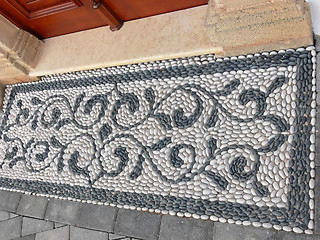 Image showing Cobblestone on entrance.