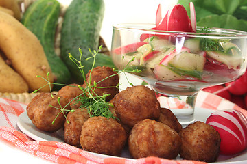 Image showing Köttbullar with salad