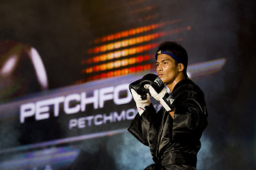 Image showing Muay Thai champion Petchmonkong Petchfocus