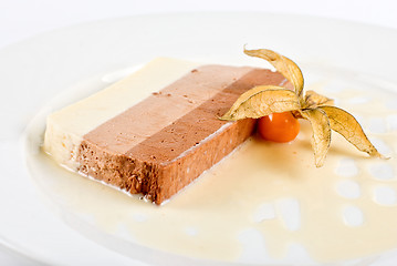 Image showing dessert from three different kind of chocolate