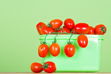 Image showing container with fresh tomatoes