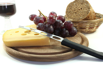 Image showing Cheese with bread