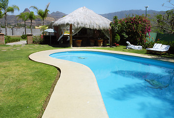 Image showing Luxury hotel with swimming pool