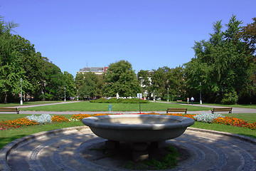 Image showing Statue in the city park in the summer day light