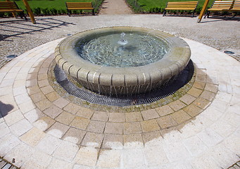 Image showing Garden with fountain