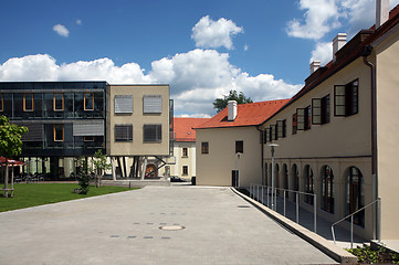 Image showing Modern building