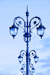 Image showing street lamps in the art deco style