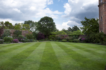 Image showing Cottage garden