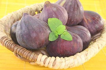 Image showing Figs