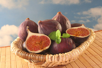 Image showing Figs