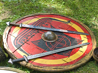 Image showing swords on shield