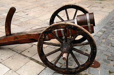 Image showing Old gun