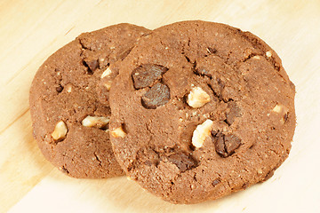 Image showing Two chocolate cookies