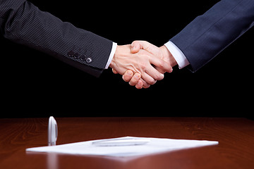 Image showing Closing the contract