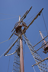 Image showing Pirate boat mast