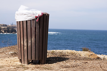 Image showing Garbage can
