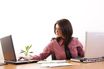 Image showing businesswoman working 