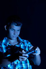 Image showing Teen gamer