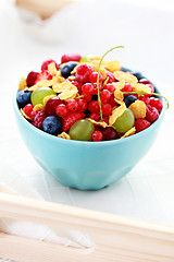 Image showing bowl of fruits with cereals