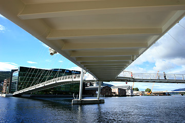 Image showing Ypsilon bridge