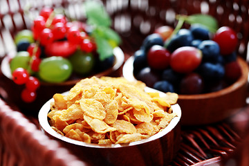 Image showing cereals with berry fruits