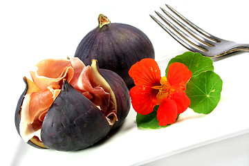 Image showing Figs with Serrano ham