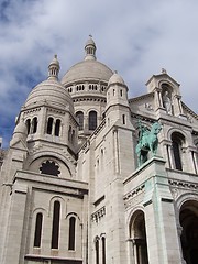 Image showing Looking up at Sacre Coeur Cathedral