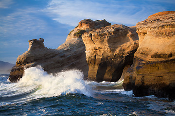 Image showing Ocean waves landscape - Oregon coast