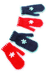 Image showing red and blue gloves