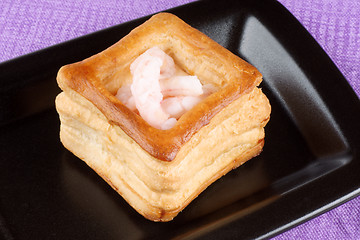 Image showing Vol-au-vent with small shrimps