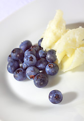 Image showing Vanilia pudding with blueberry fruits