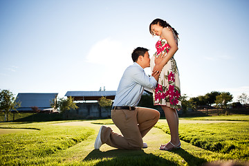 Image showing Pregnant couple