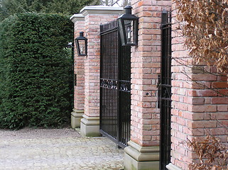 Image showing front gate