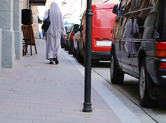 Image showing Nun goes the old streets of Cracow