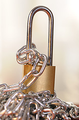 Image showing padlock with cain