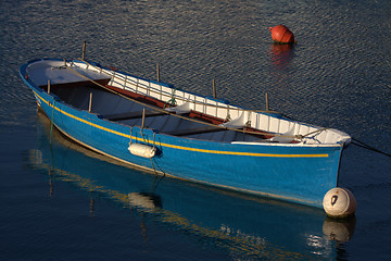 Image showing a blue boat moored in the port of Socoa